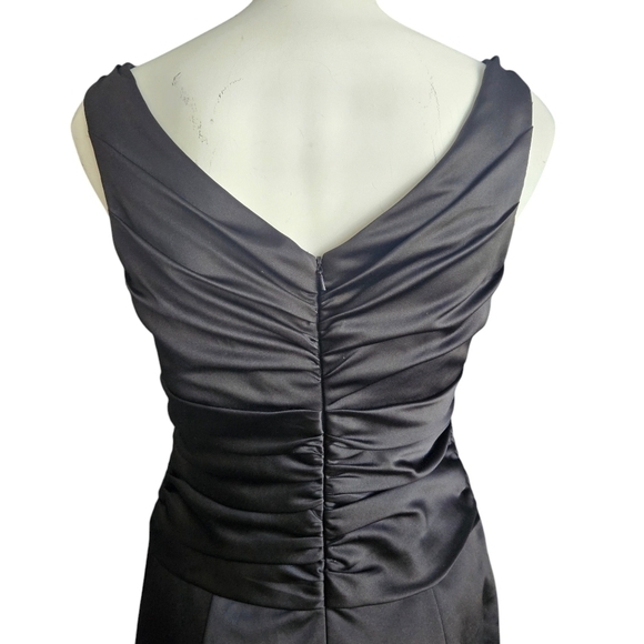 Davids Bridal dress Sz 6 sleeveless ruched elegant black formal maxi - Picture 5 of 10